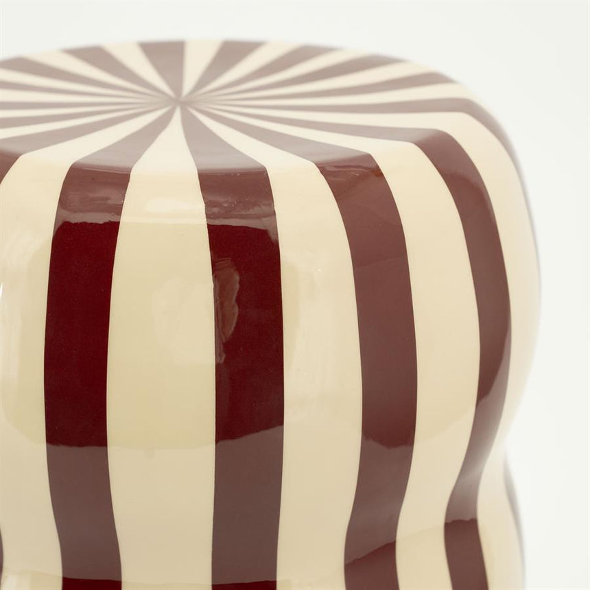 Spatter metal storage table