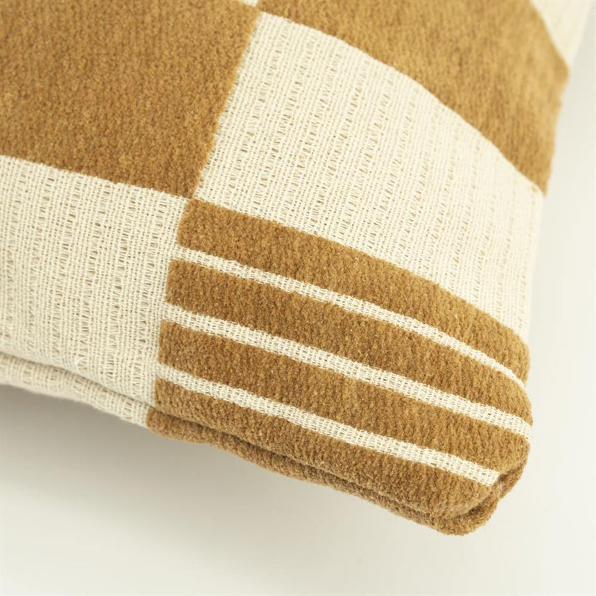 Ziggy fabric cushion