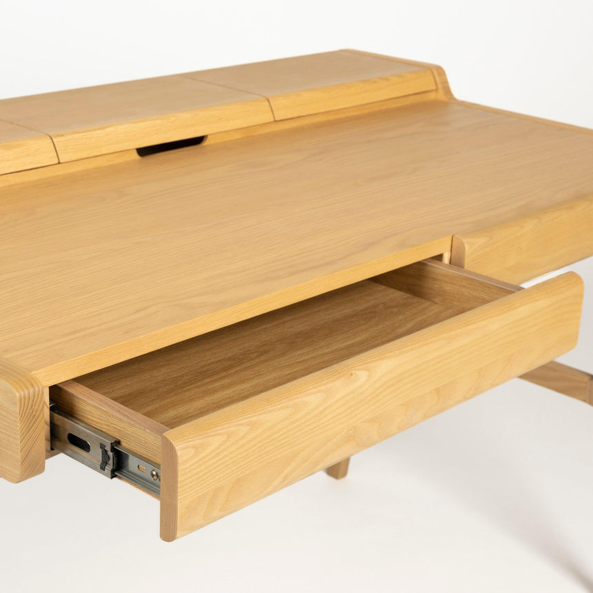 Kaat wooden desk