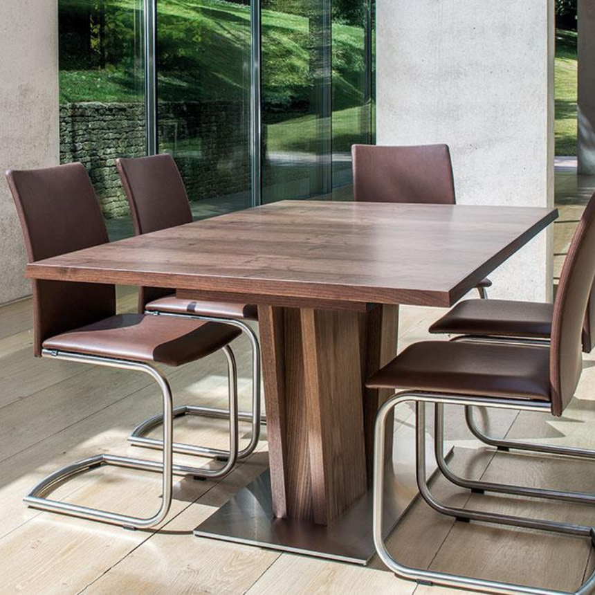 Kilt garden coffee table