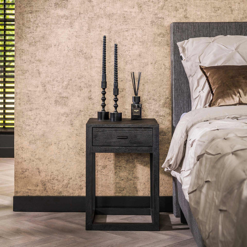 Zistra 240 fa éjjeliszekrény