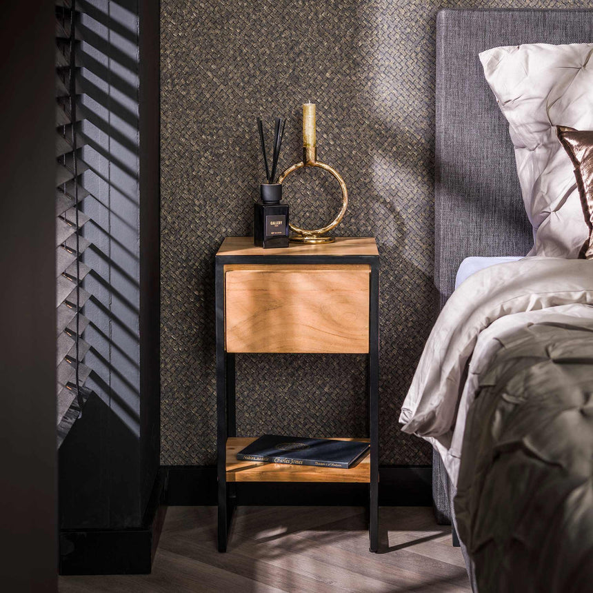 Zistra 243 fa éjjeliszekrény