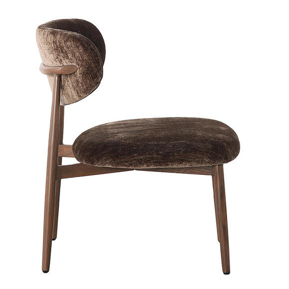 Japandi lounge fotel – Kifinomult nyugalom és kényelem