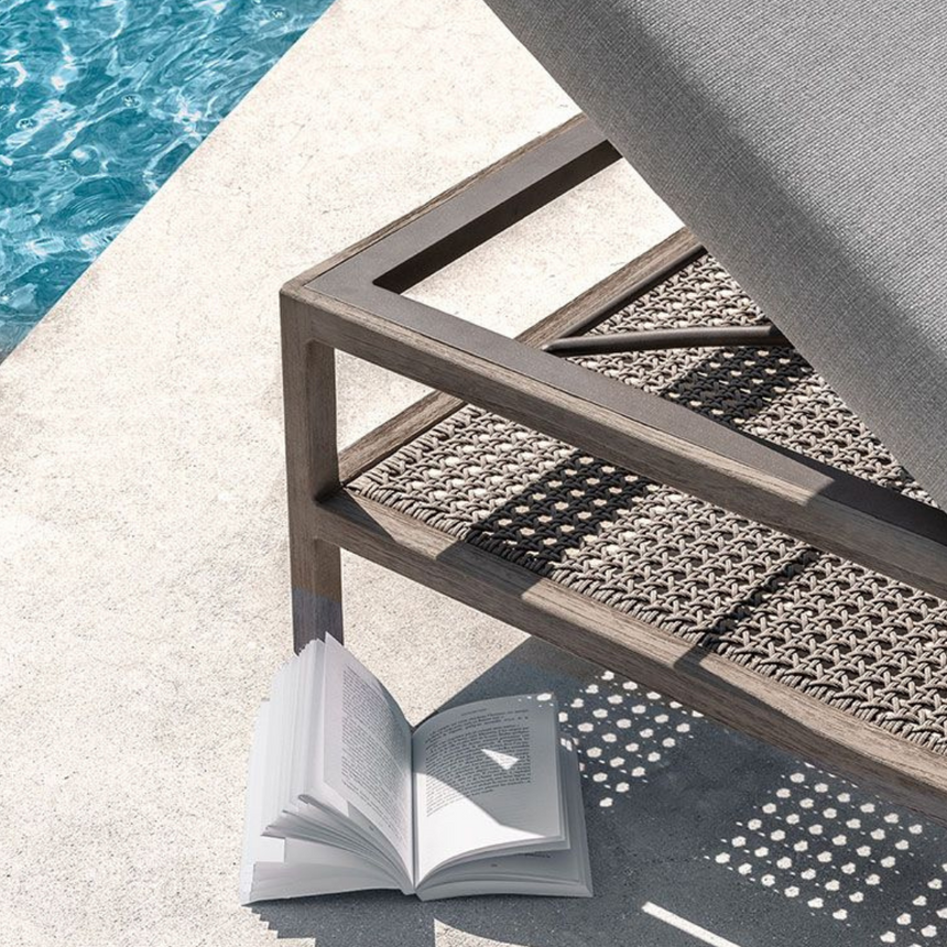 Kilt garden coffee table