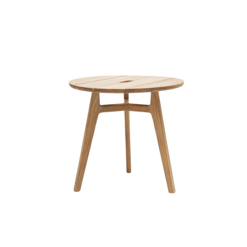 Knit kerti dohányzóasztal