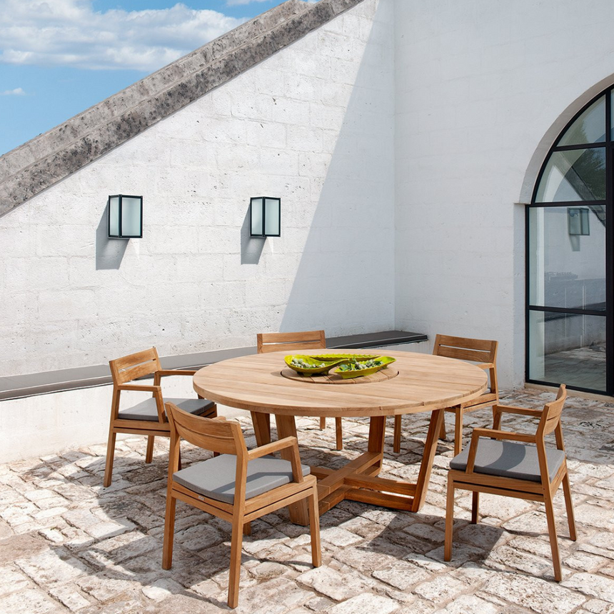 Kilt garden coffee table