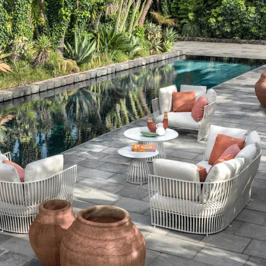 Kilt garden coffee table