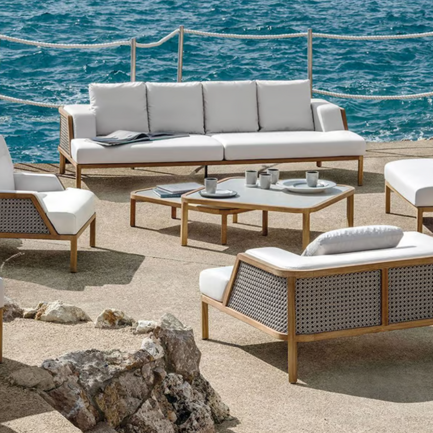 Kilt garden coffee table