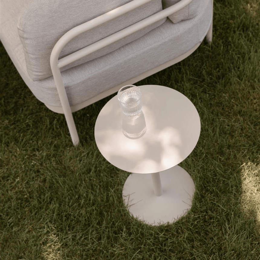 Snow metal storage table Ø35