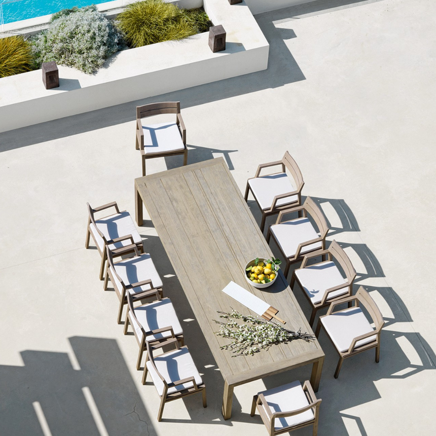 Kilt garden coffee table