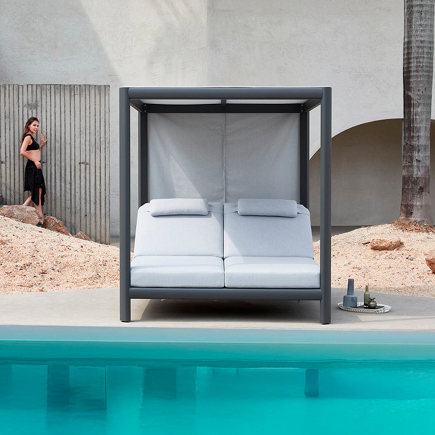 Antigua fabric garden sofa