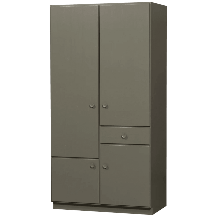 Alfie fa kabinet 107