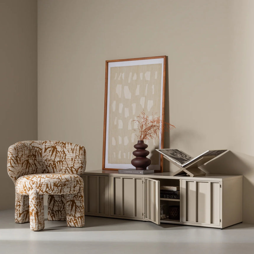 Level fém TV szekrény