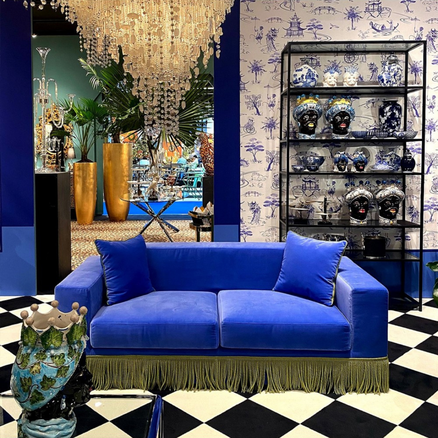 Gothit bársony kanapé