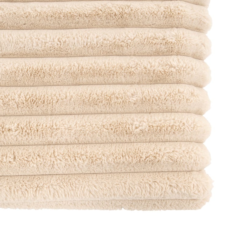 Cato faux fur blanket