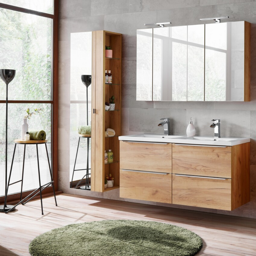 Baggy woven chenille pouf