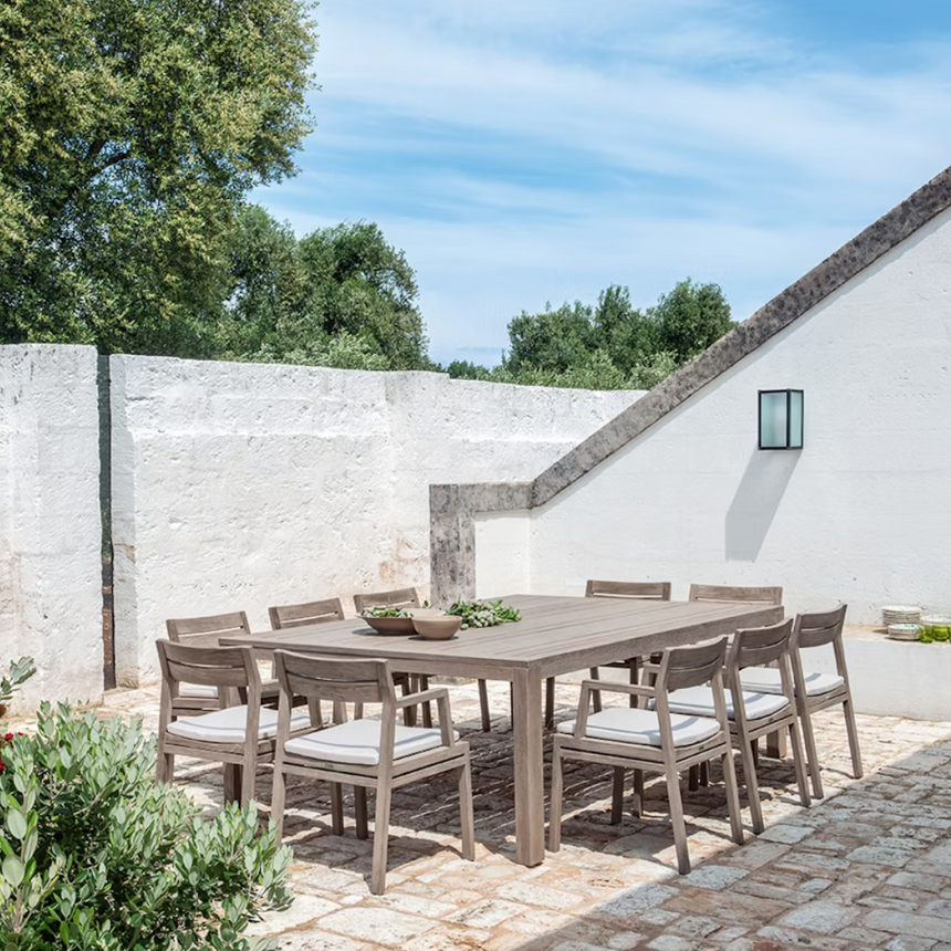 Kilt garden coffee table