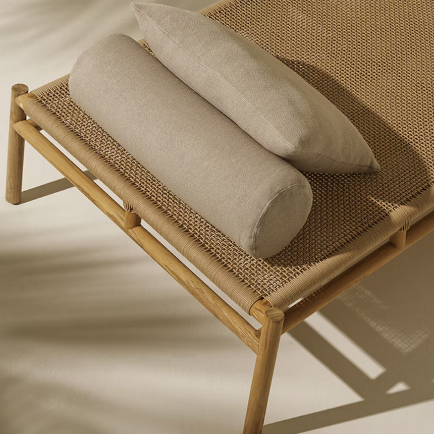 Kilt garden coffee table