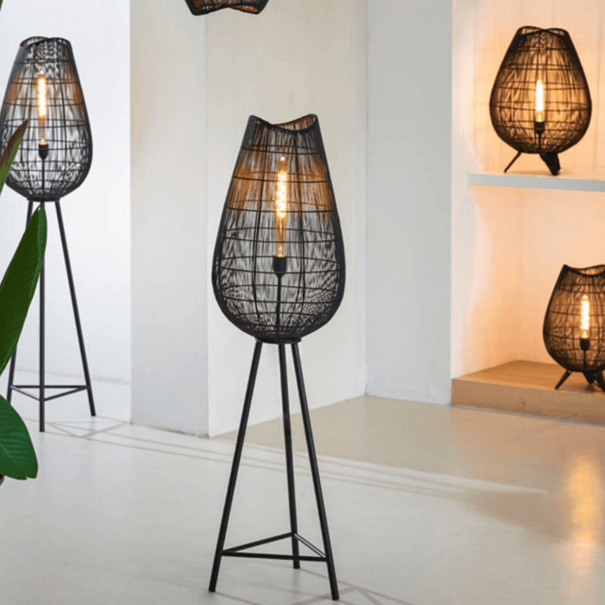 Yumi metal floor lamp