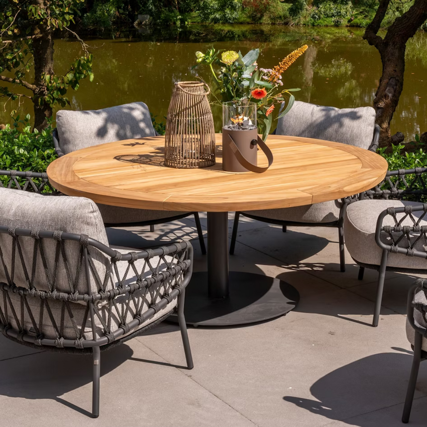 Saba wooden garden table