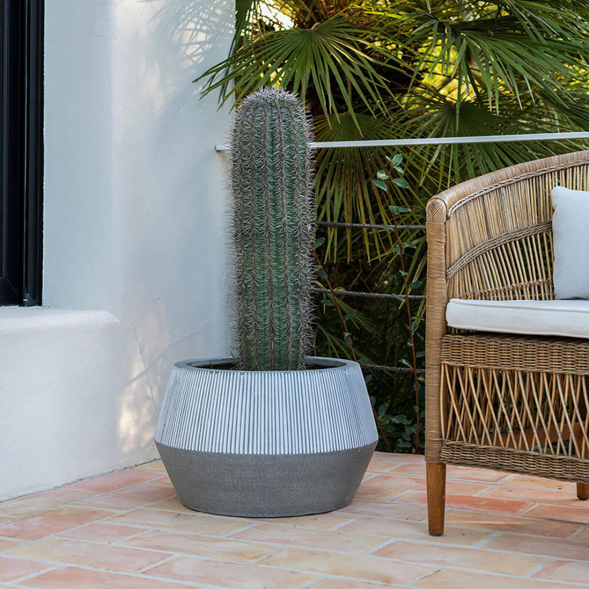 Harley Low stone flower pot Ø36