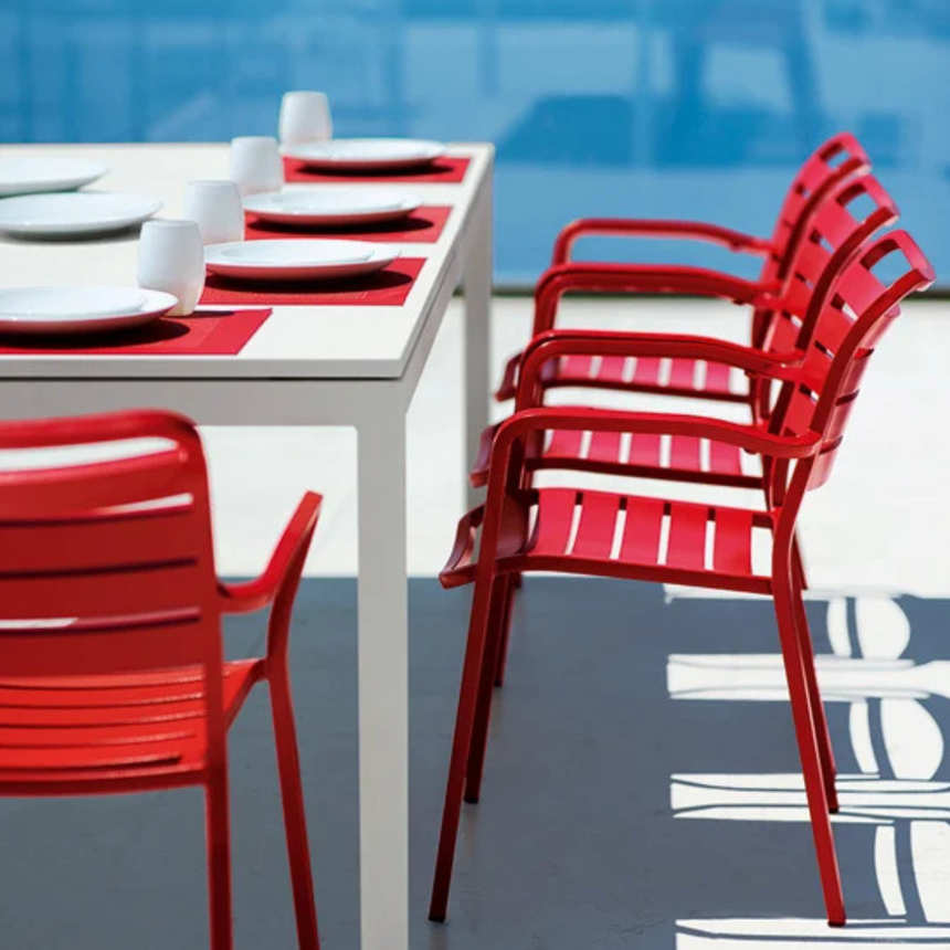 Kilt garden coffee table