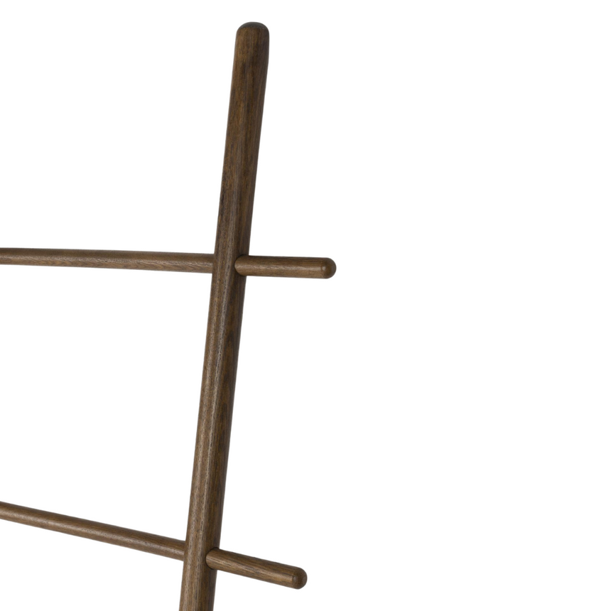 Jhon fa ruha állvány