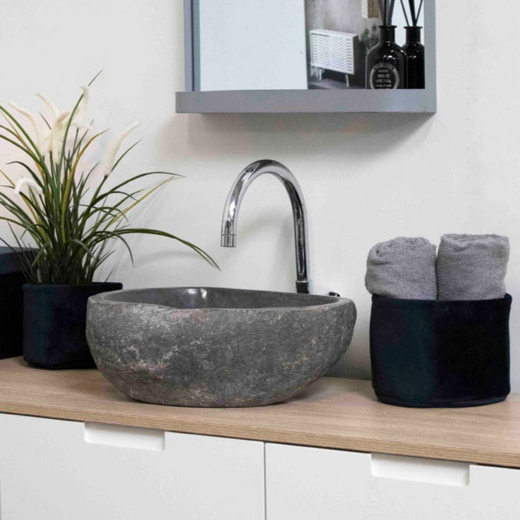 Bastia metal storage table