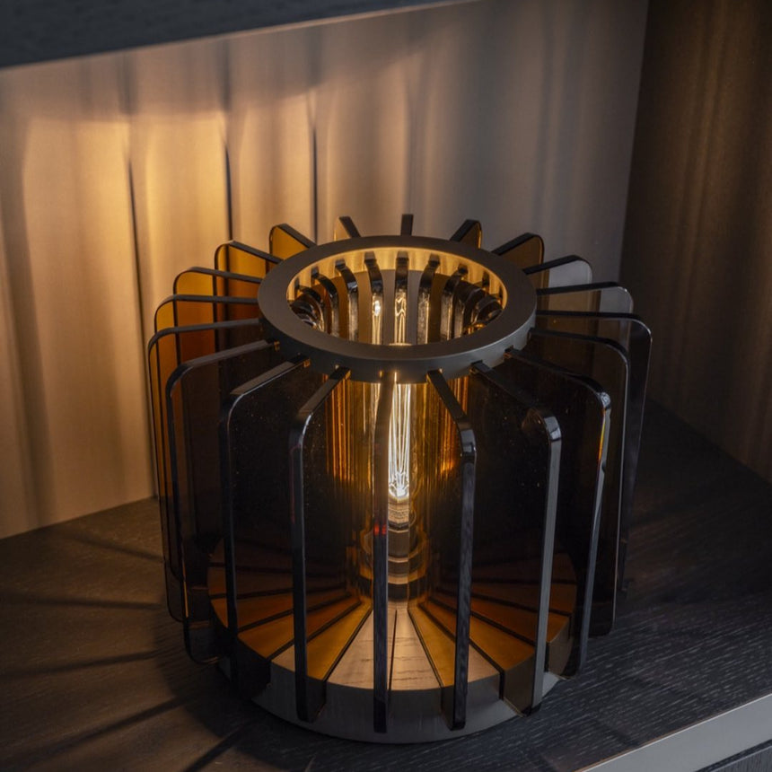 Lamina S fa asztali lámpa