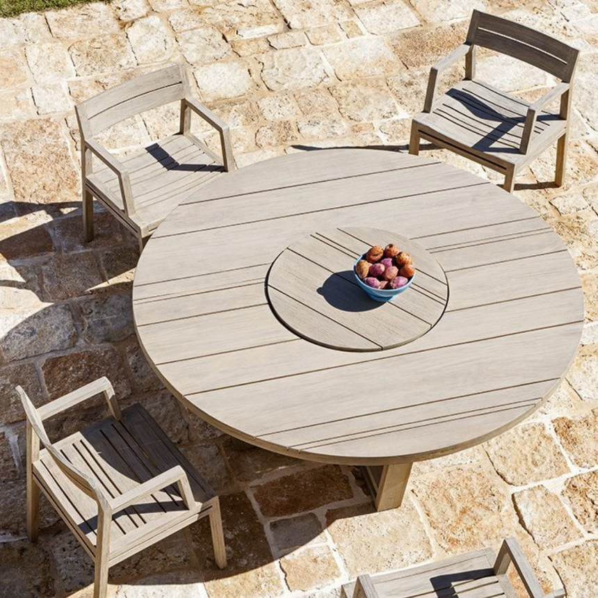 Kilt garden coffee table