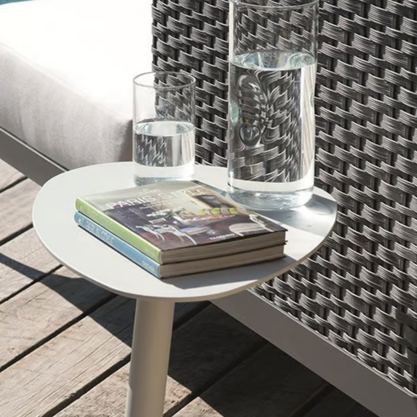 Infinity garden pouf