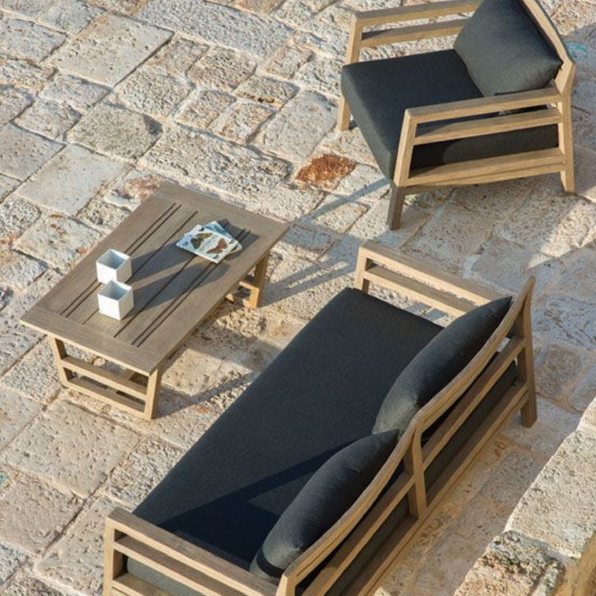 Kilt garden coffee table