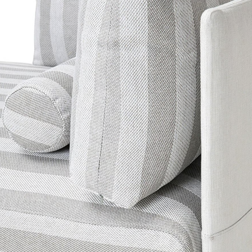 Kilt garden coffee table