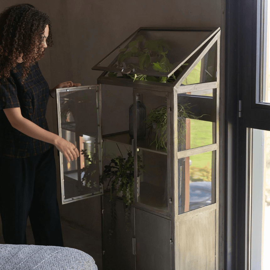 Monviso metal cabinet