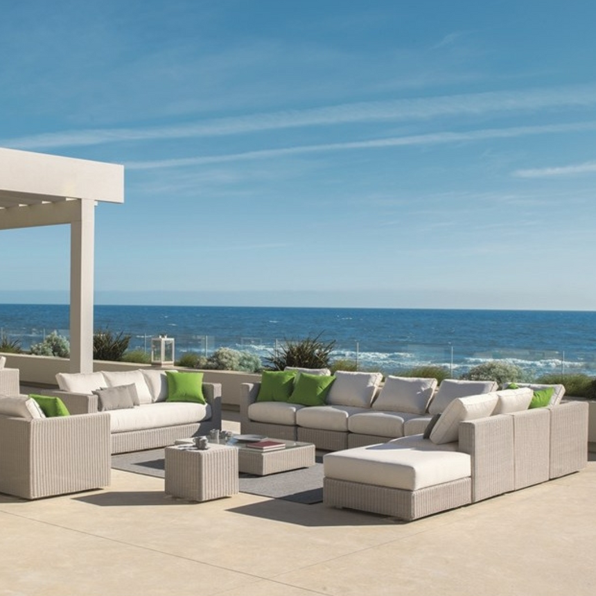 Kilt garden coffee table