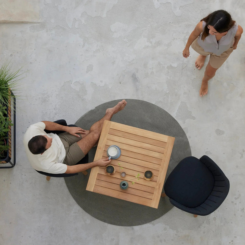 Go fa kerti bisztró asztal 72x72