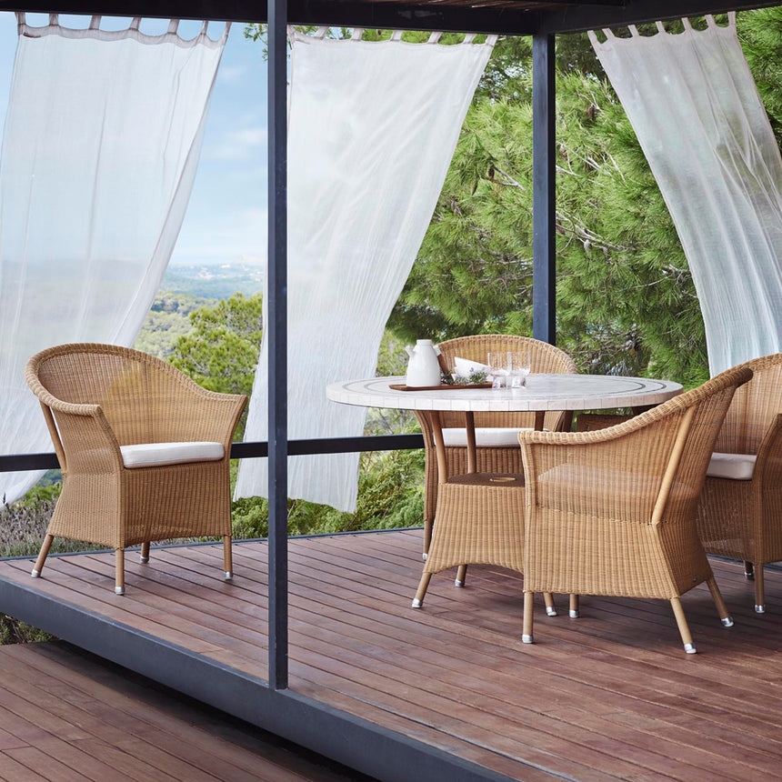 Elegance fabric chair