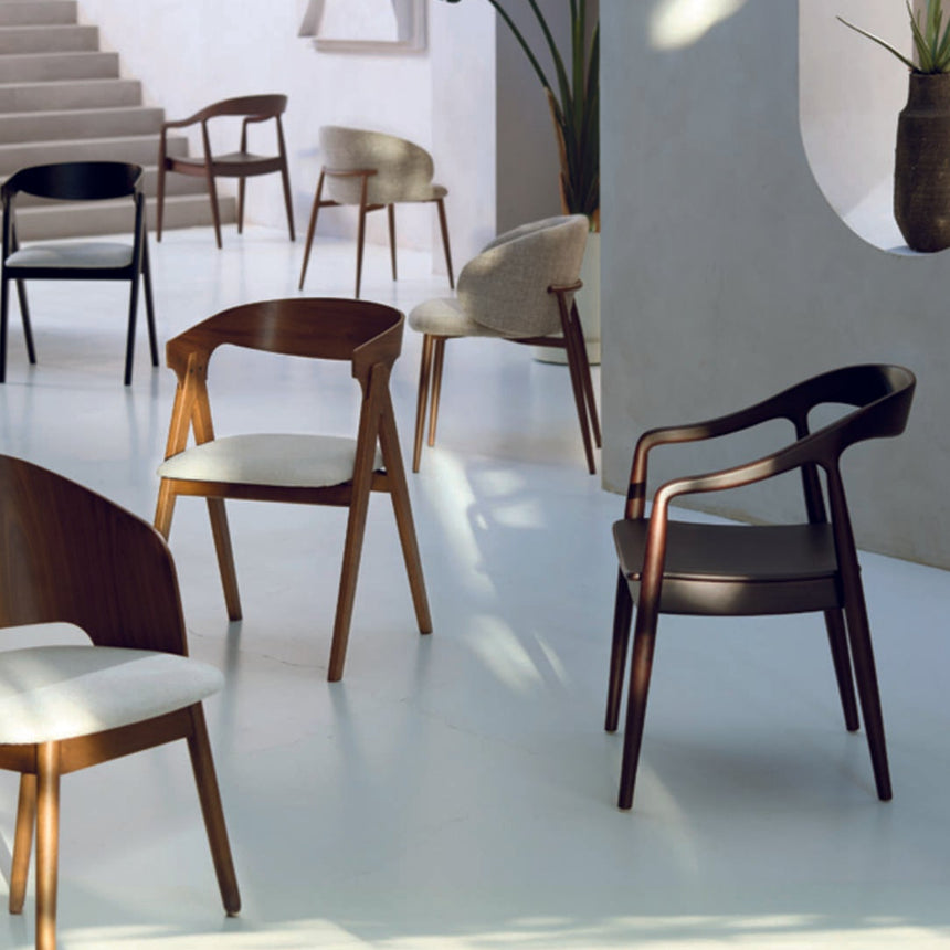 Kulona wooden dining table Ø140