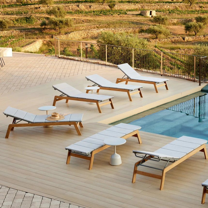 Elegance fabric chair