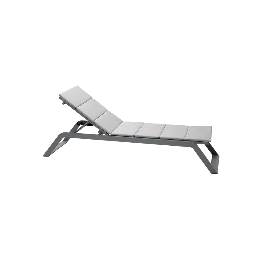 Elegance fabric chair