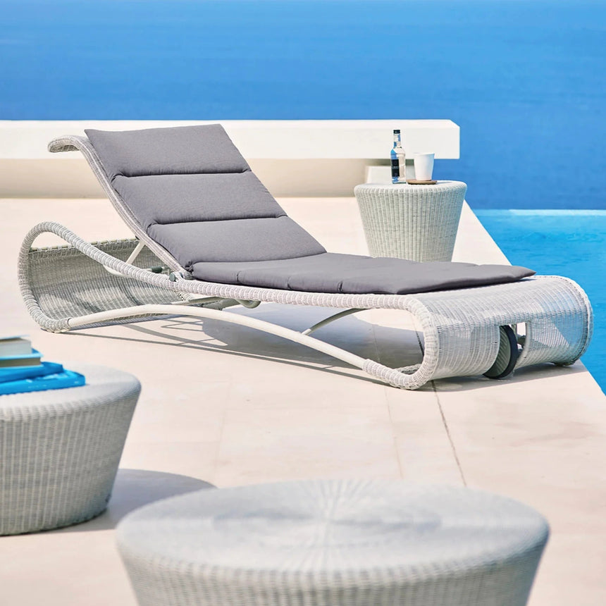 Elegance fabric chair