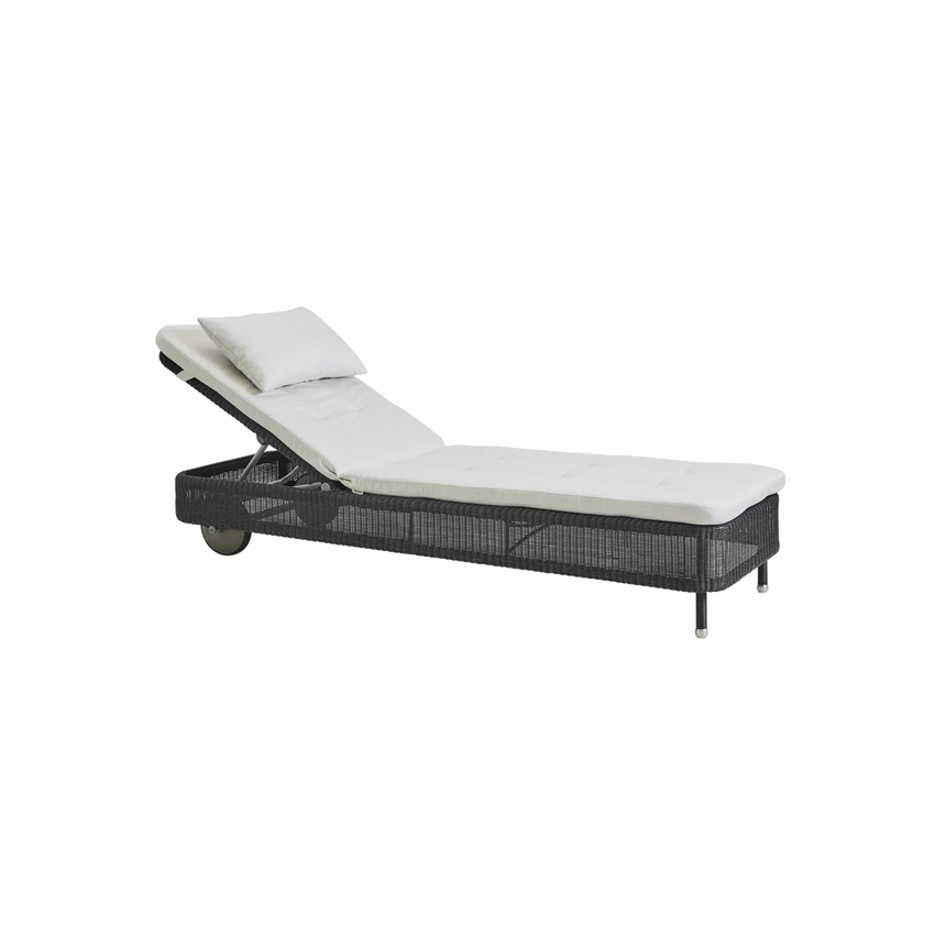 Elegance fabric chair