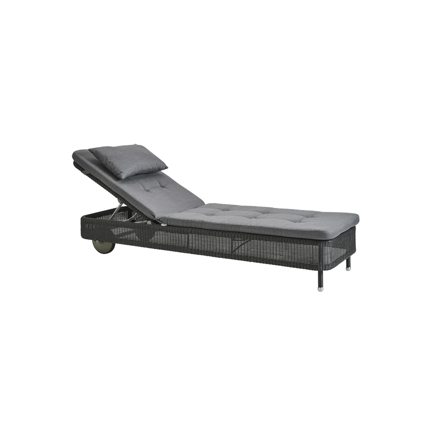 Elegance fabric chair