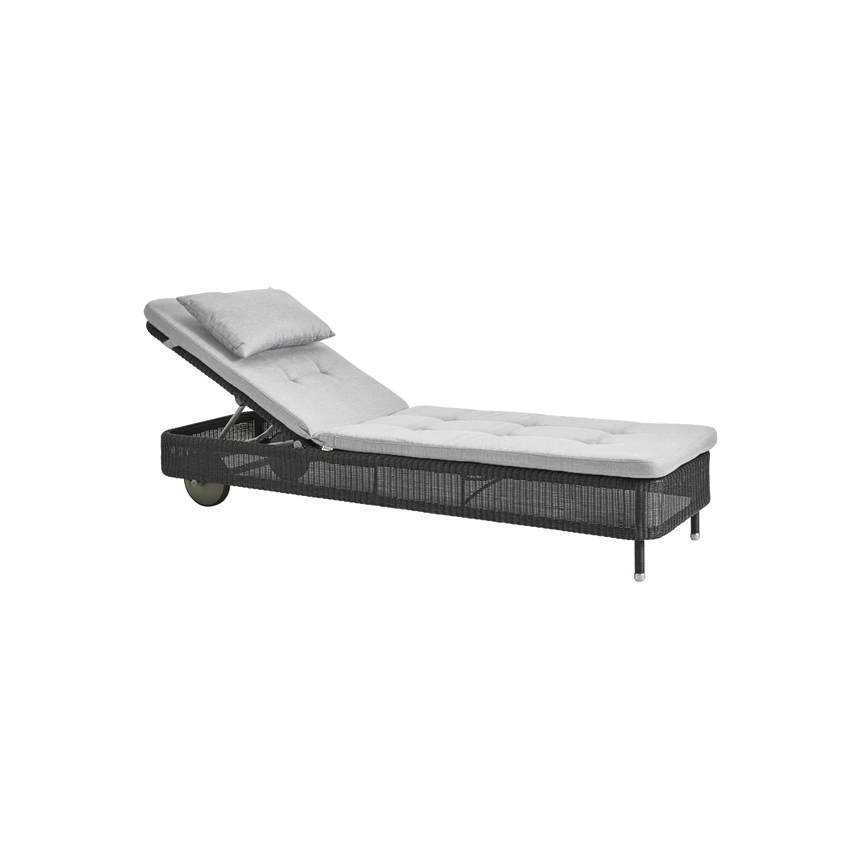 Elegance fabric chair