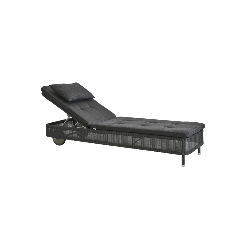 Elegance fabric chair