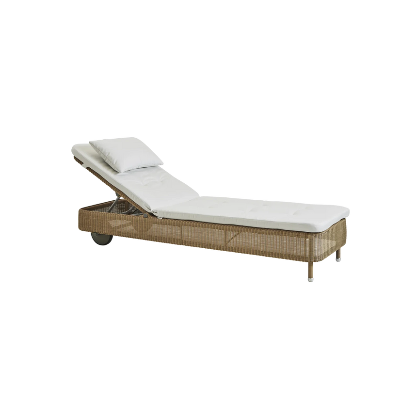 Elegance fabric chair