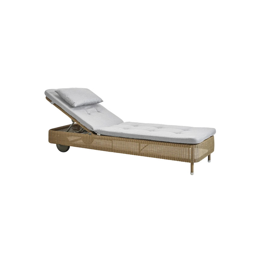 Elegance fabric chair