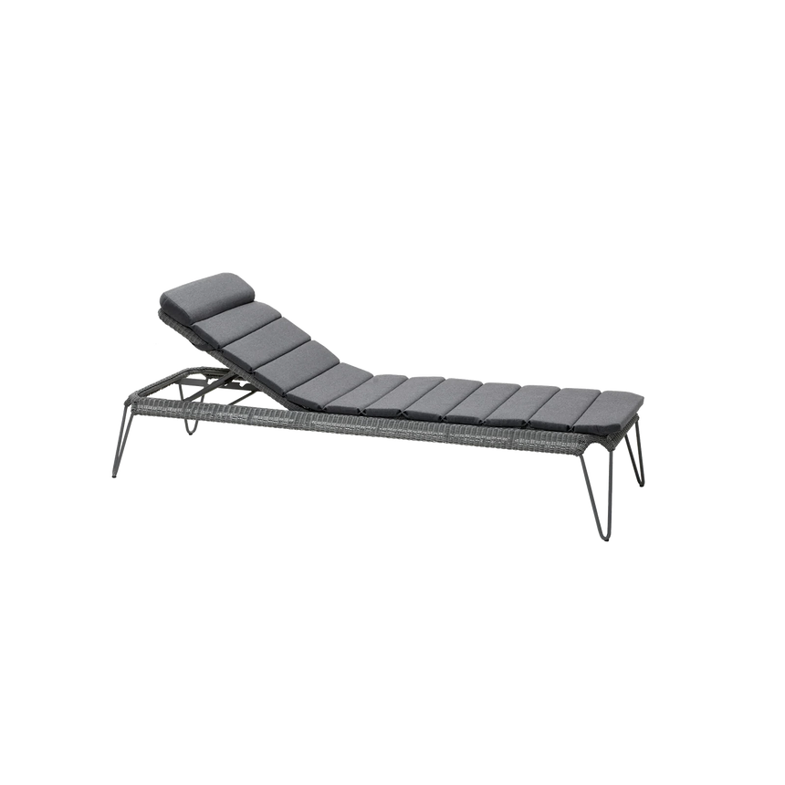 Elegance fabric chair