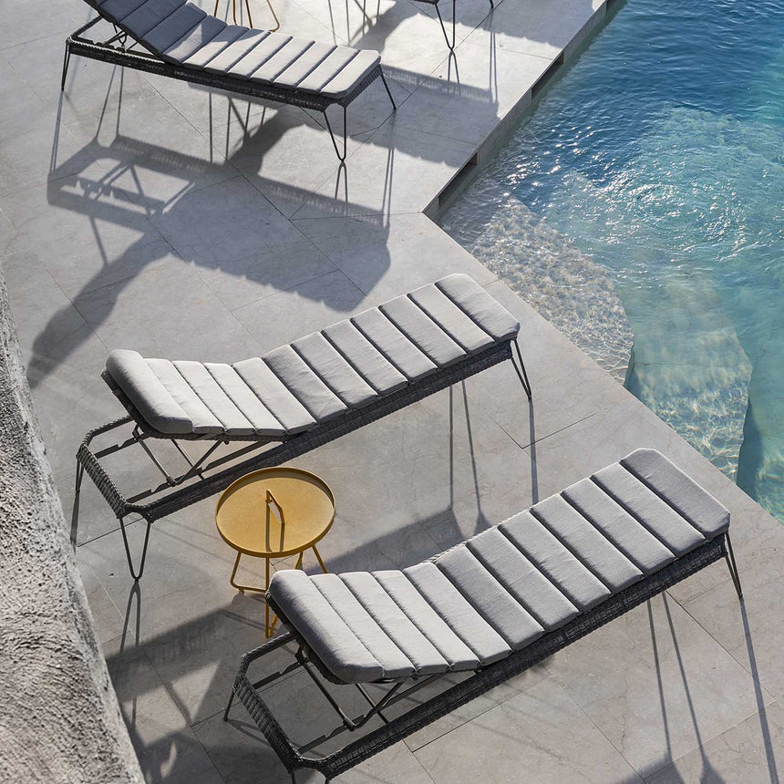 Elegance fabric chair