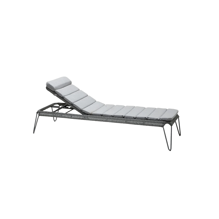 Elegance fabric chair